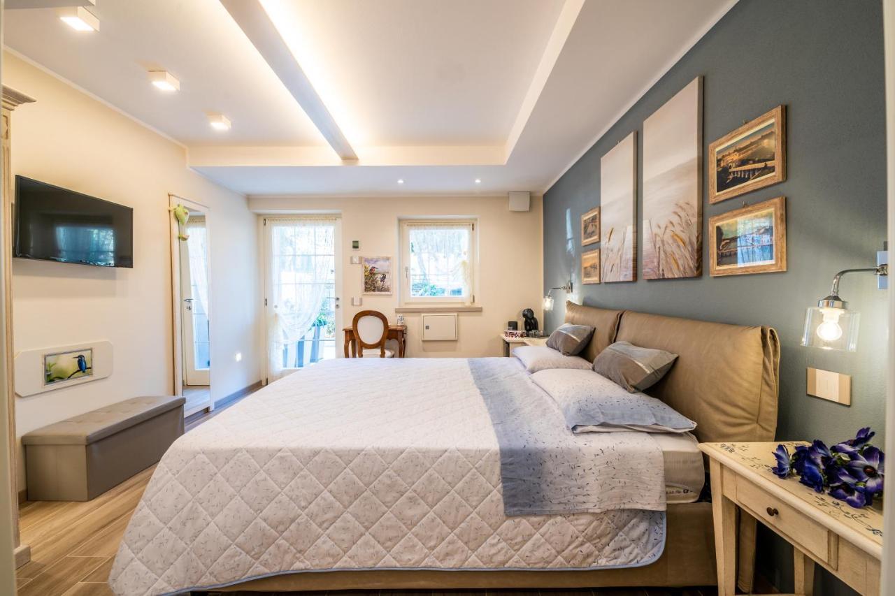 Il Nido Degli Usignoli Hotell Peschiera del Garda Exteriör bild